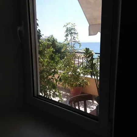 Brb Rooms Himare Exterior photo