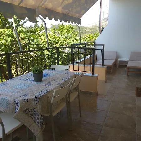 Brb Rooms Himare Exterior photo